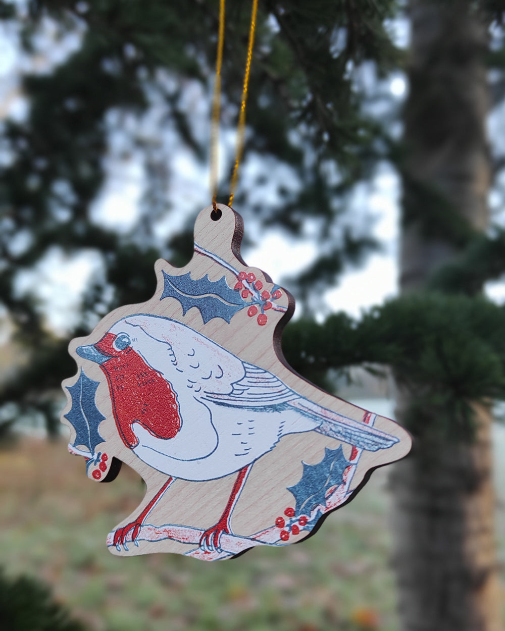 Robin on Holly Branch Wooden Tree Decoration