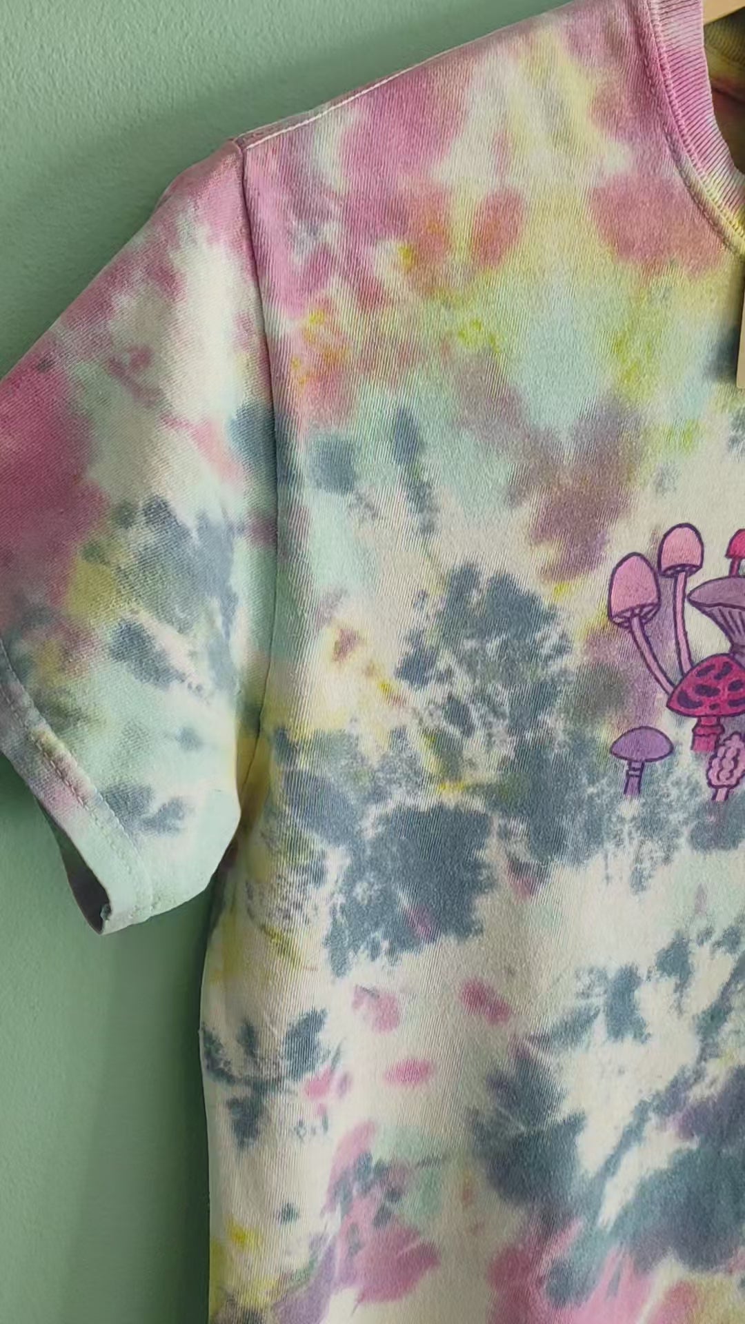 Mushroom tshirt video